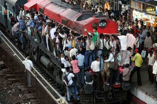 bahaya kematian kereta api india